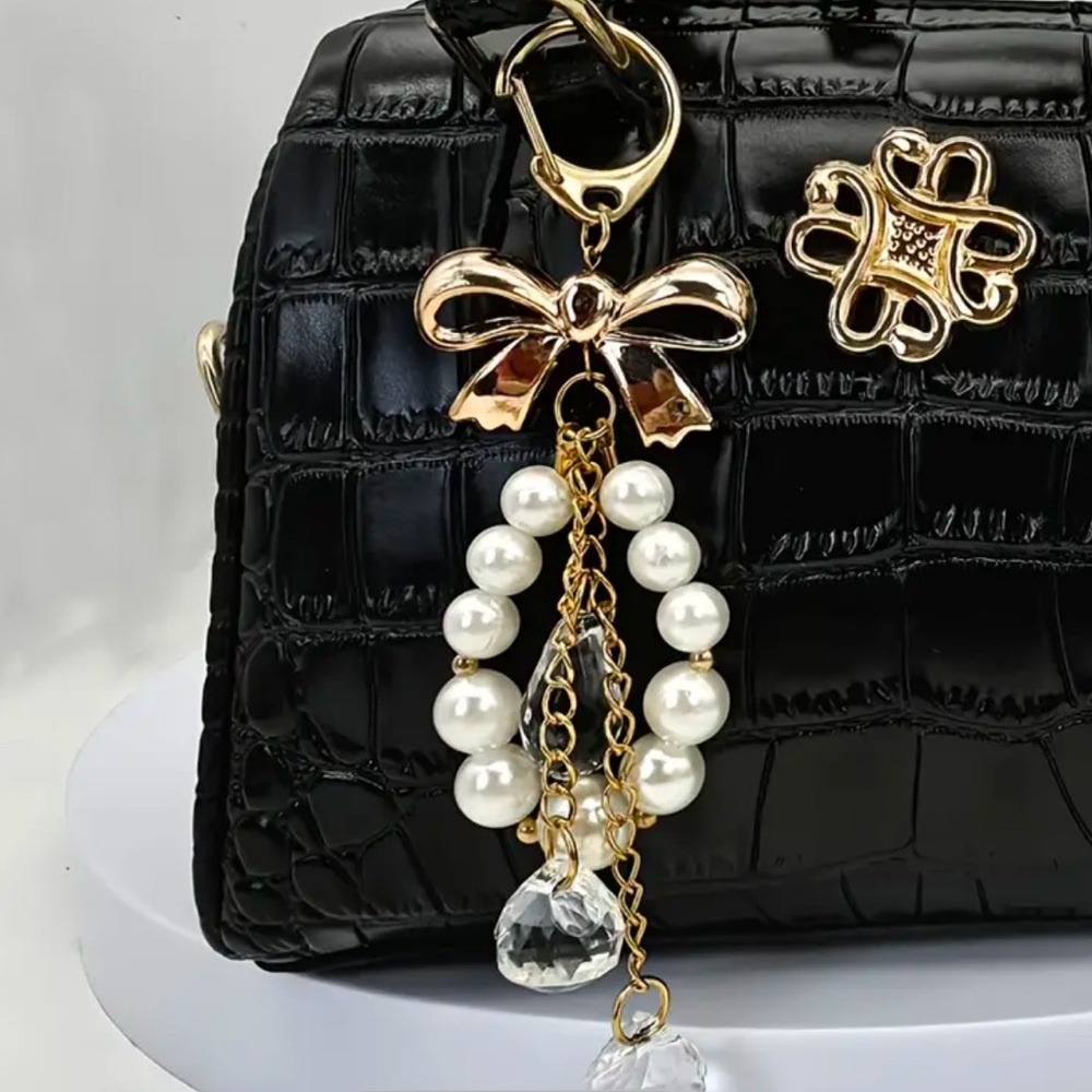 Pearls & Bows Gold Purse/Keychain